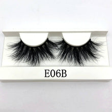 Load image into Gallery viewer, Thick Strip 25mm 3D Mink Lashes